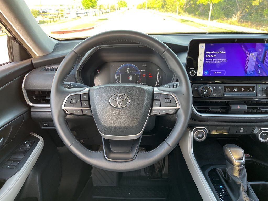 2024 Toyota Grand Highlander XLE 16