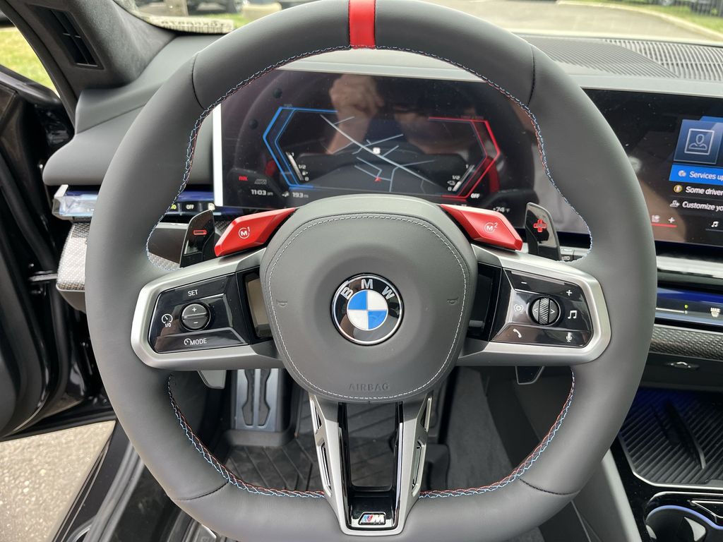 Thumbnail: 2026 BMW M5 - 14