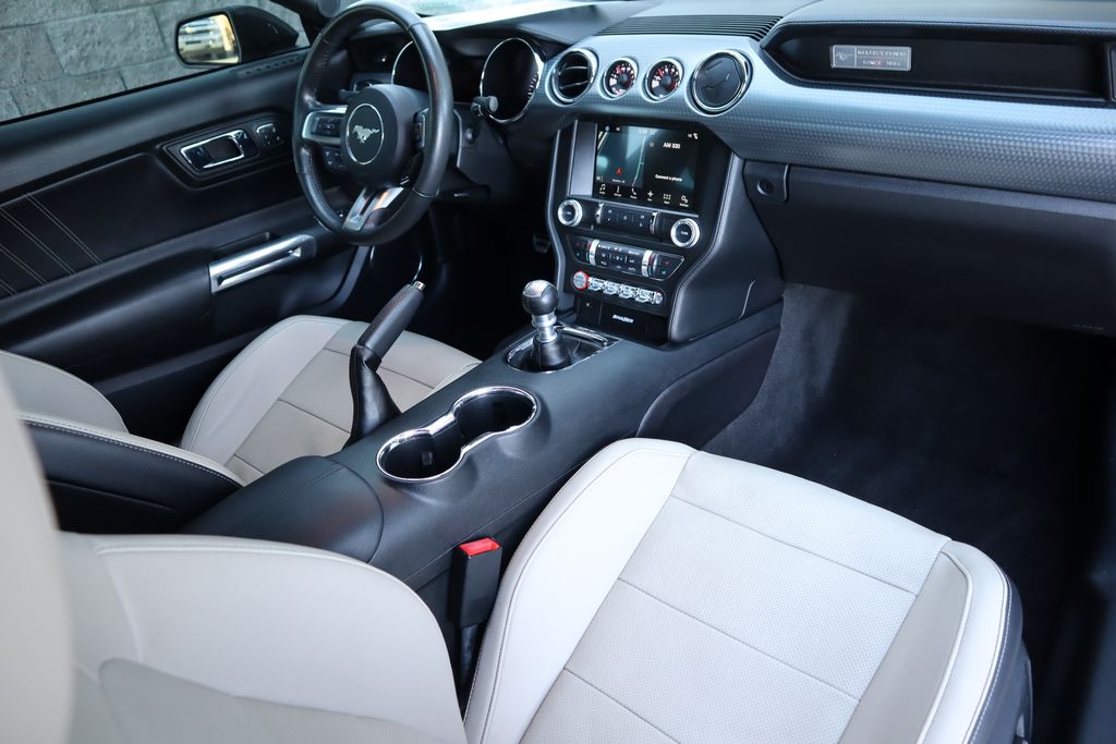 Thumbnail: 2017 Ford Mustang - 17