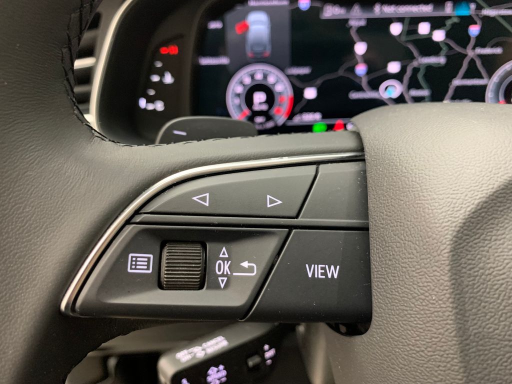 Thumbnail: 2023 Audi Q7 - 31