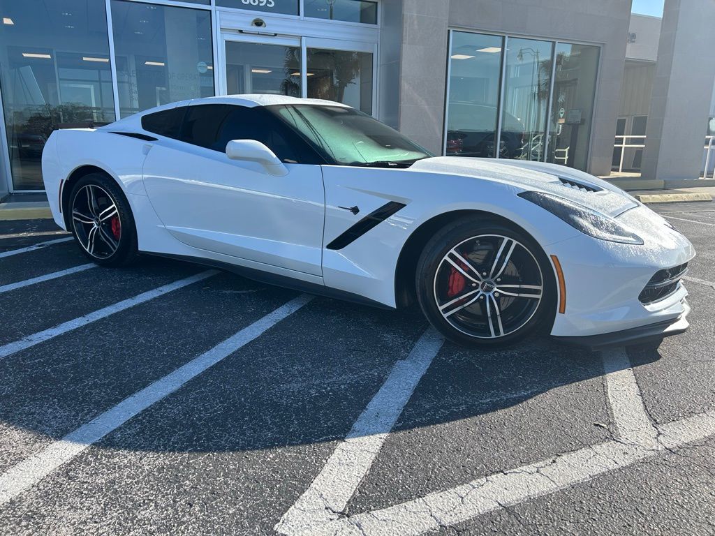 2016 Chevrolet Corvette Stingray 2LT Coupe RWD