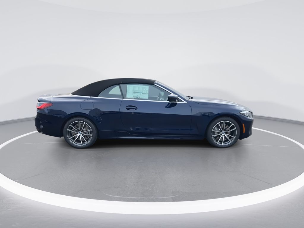 Thumbnail: 2026 BMW 4 Series - 9