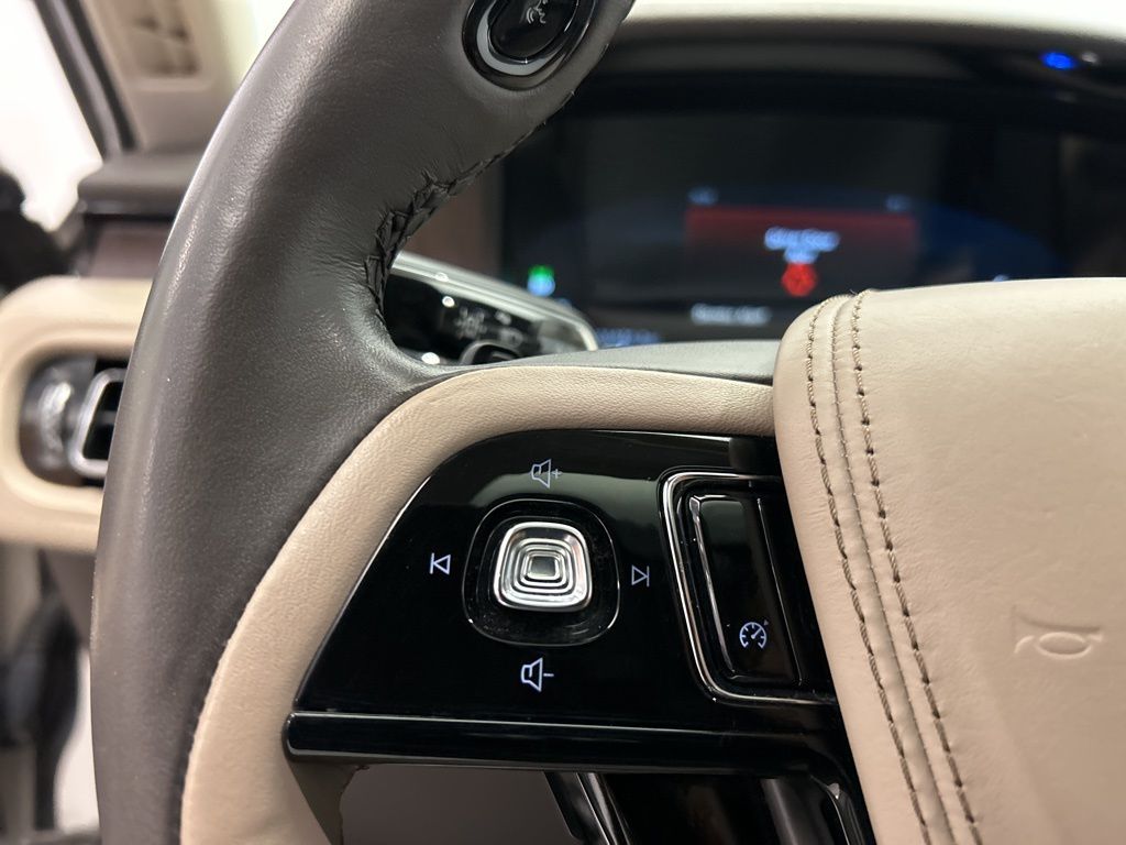 Thumbnail: 2022 Lincoln Aviator - 14