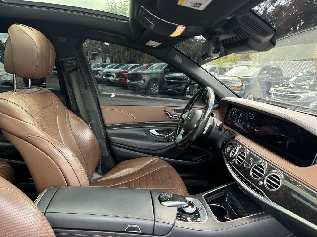 2018 Mercedes-Benz S-Class S 560 26