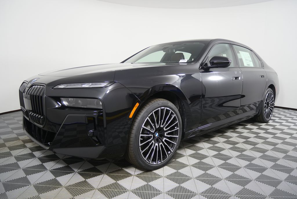 Thumbnail: 2026 BMW i7 - 7
