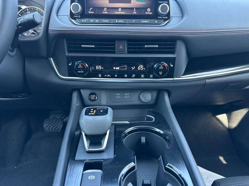 2025 Nissan Rogue Rock Creek photo