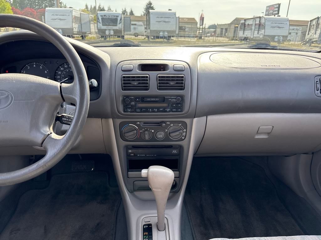 2000 Silver Stream Opal Toyota Corolla LE FWD Sedan