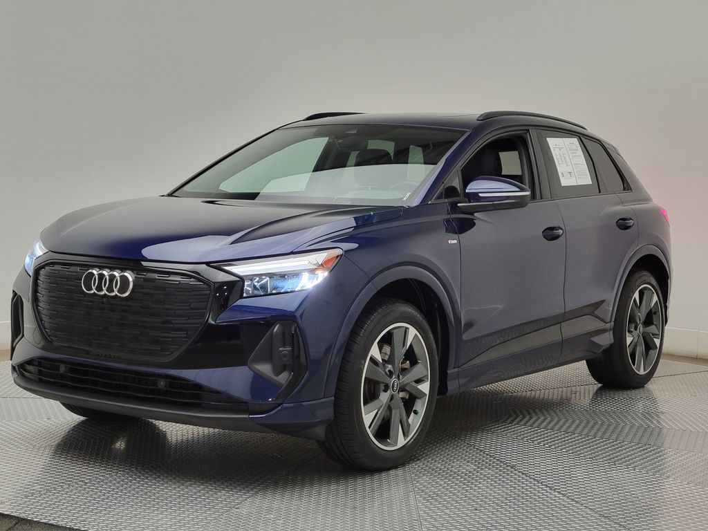 Thumbnail: 2023 Audi Q4 e-tron - 2
