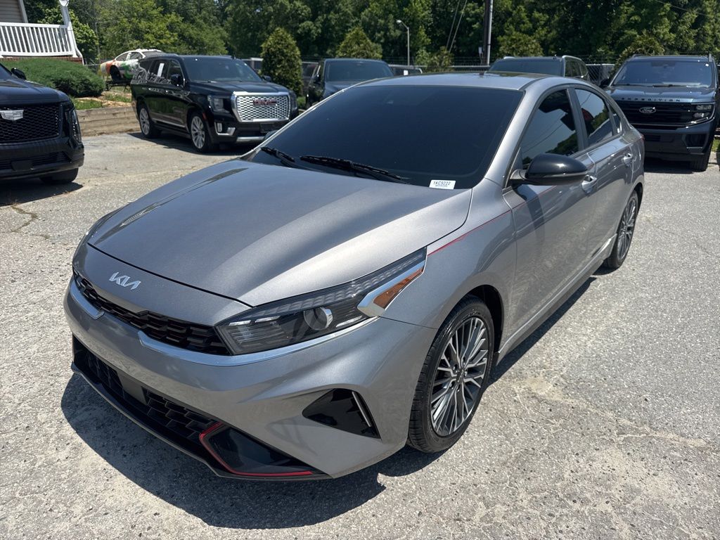 2023 Kia Forte GT-Line AT's photo