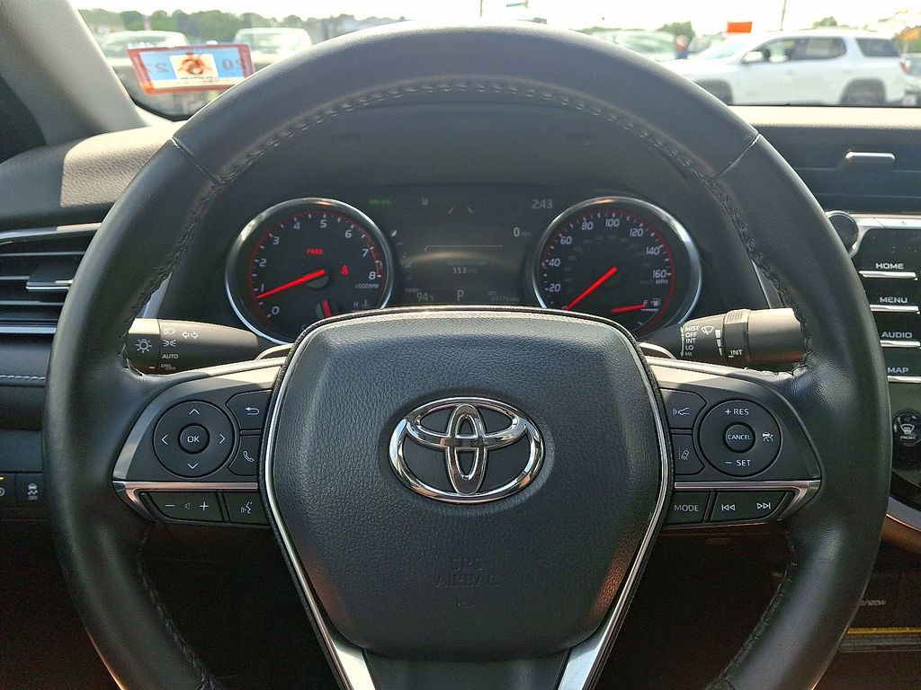 Thumbnail: 2020 Toyota Camry - 19