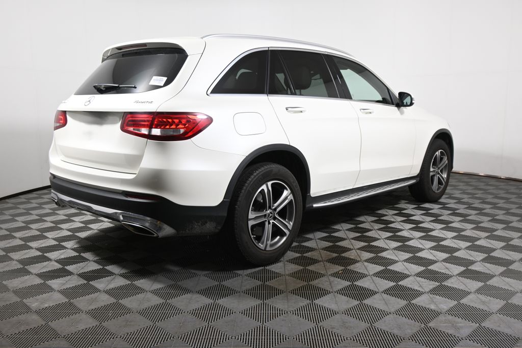 Thumbnail: 2018 Mercedes-Benz GLC - 7
