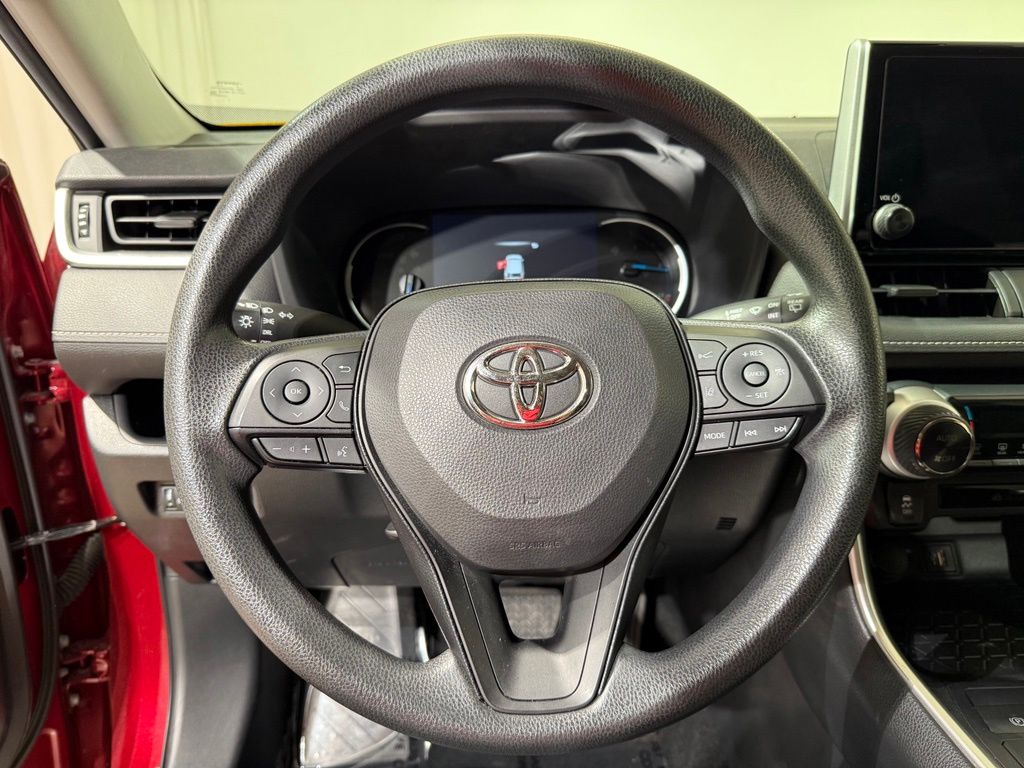 Thumbnail: 2023 Toyota RAV4 - 22