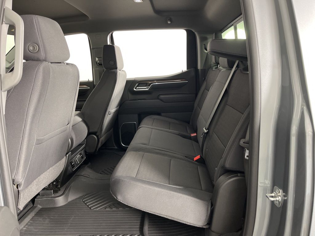 Thumbnail: 2026 Chevrolet Silverado 1500 - 20