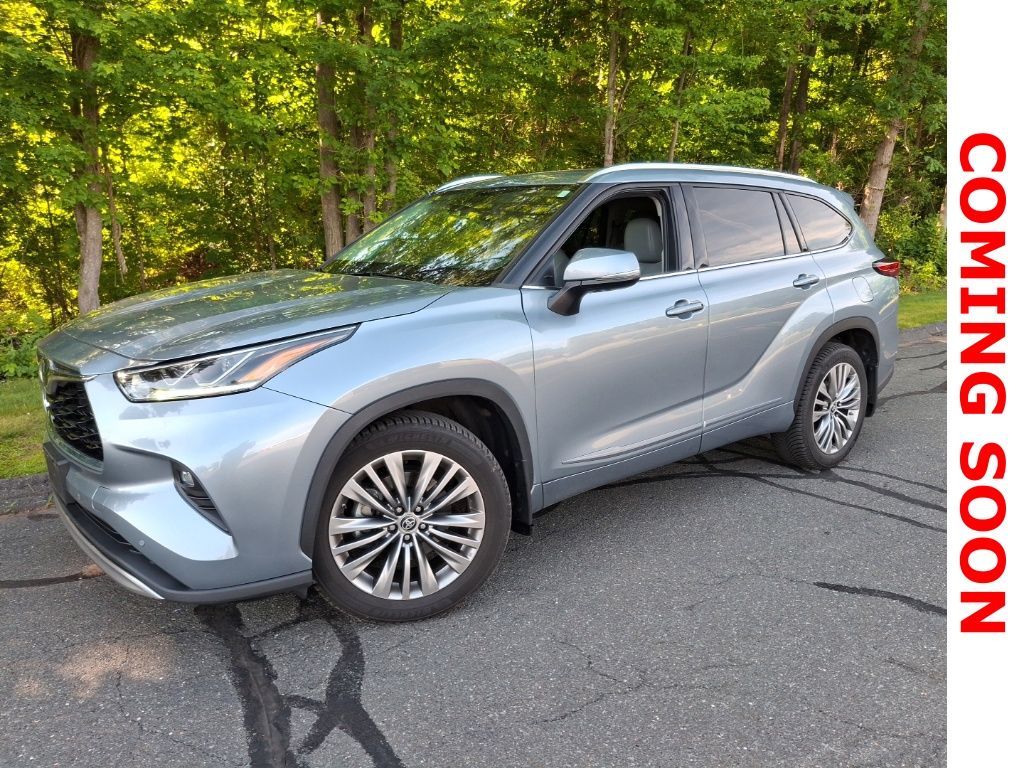 2021 Toyota Highlander Platinum 4x4 V6's photo