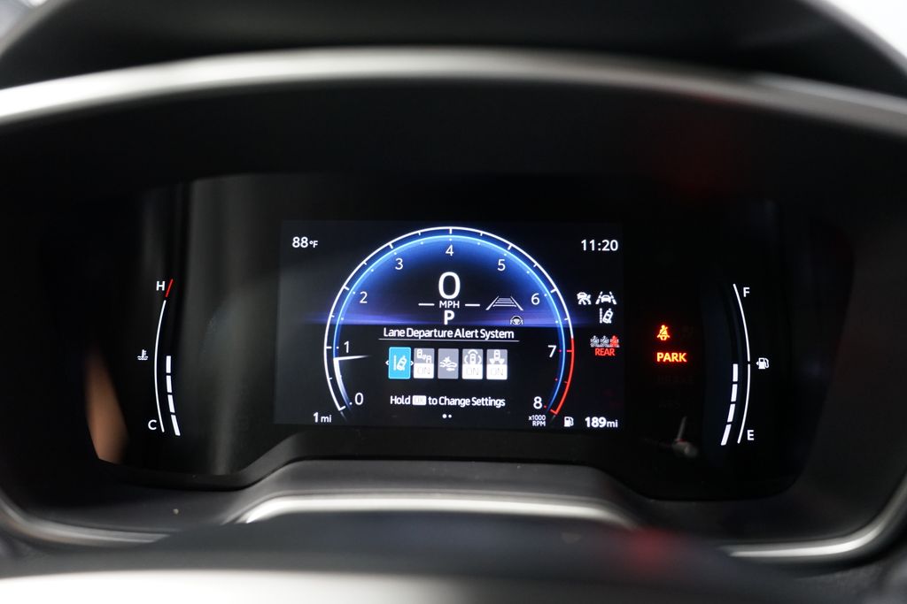 2025 Toyota Corolla XSE 16