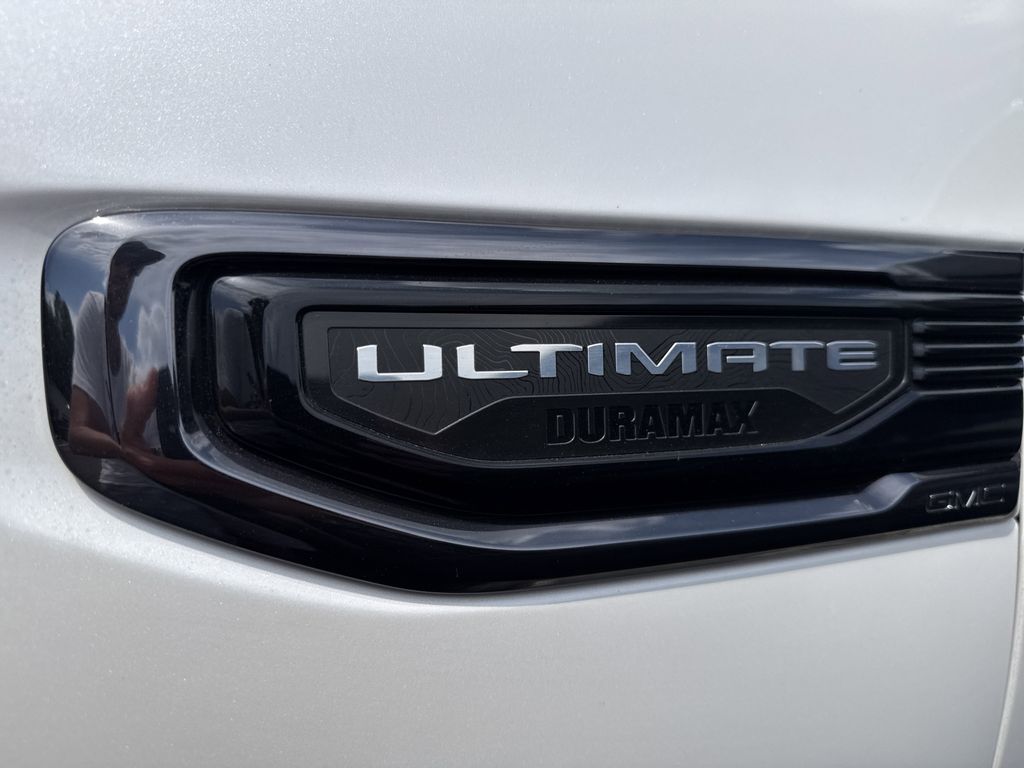 2024 White Frost Tricoat GMC Sierra 1500 Denali Ultimate 4X4 Truck