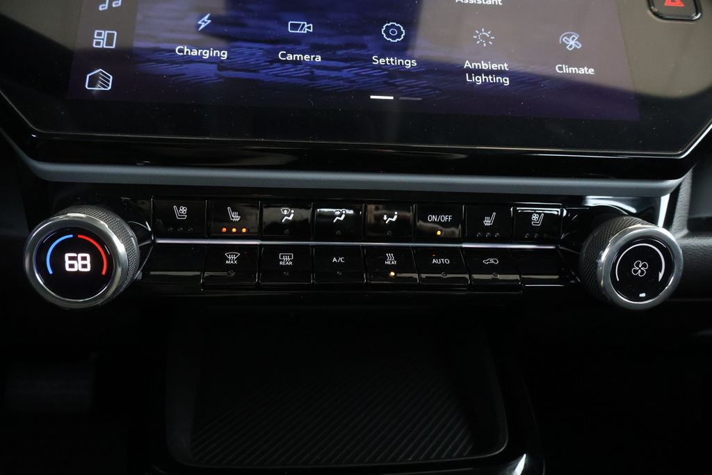 Thumbnail: 2027 Chevrolet Bolt EV - 25