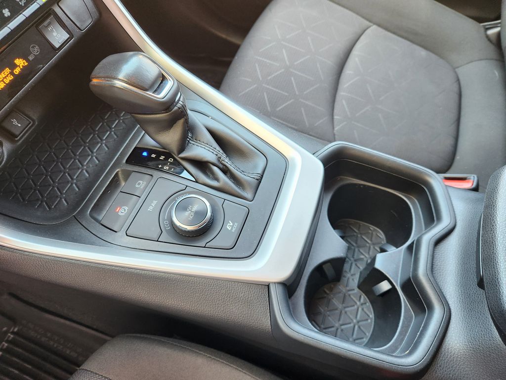 2020 Toyota RAV4 Hybrid XLE White at Community Toyota