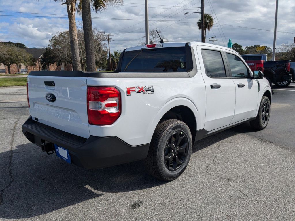 2025 Ford Maverick XLT