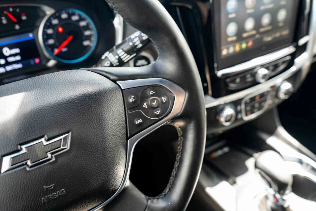 Used Car 2023 Chevrolet Traverse  Lt Leather For Sale Under $30,000 In Austin, Texas