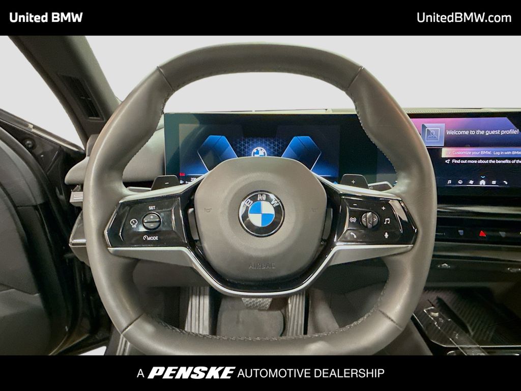 Thumbnail: 2024 BMW 5 Series - 6