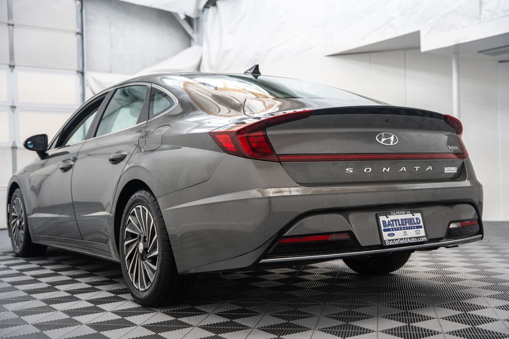 HyundaiSonata Hybrid6