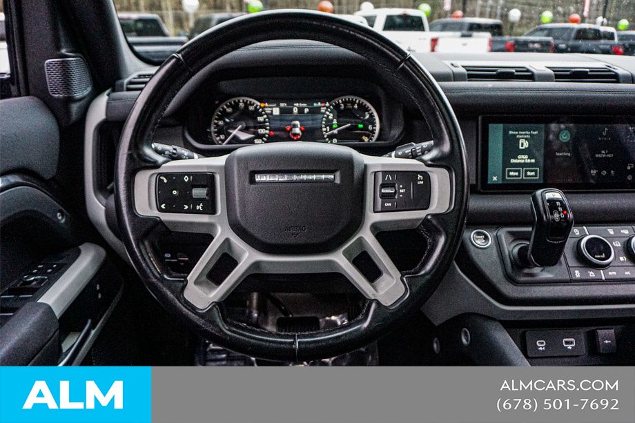 Used 2023 Gray Land Rover X-Dynamic SE image 28