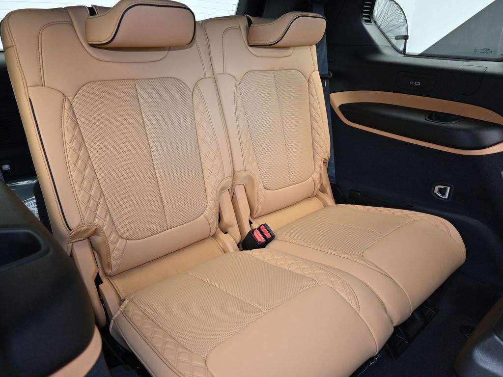 New 2025 Diamond Black Crystal Pearlcoat Jeep Summit image 47