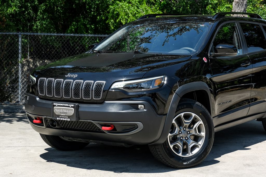 used 2022 Jeep Cherokee car, priced at $25,800