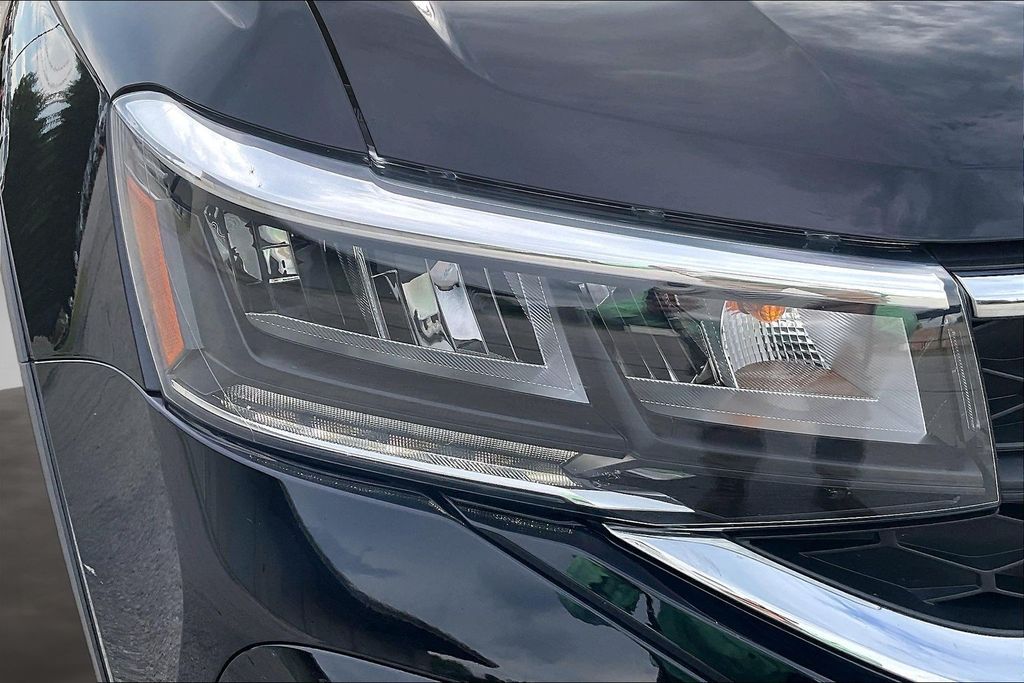 Used 2022 Volkswagen Taos SUV