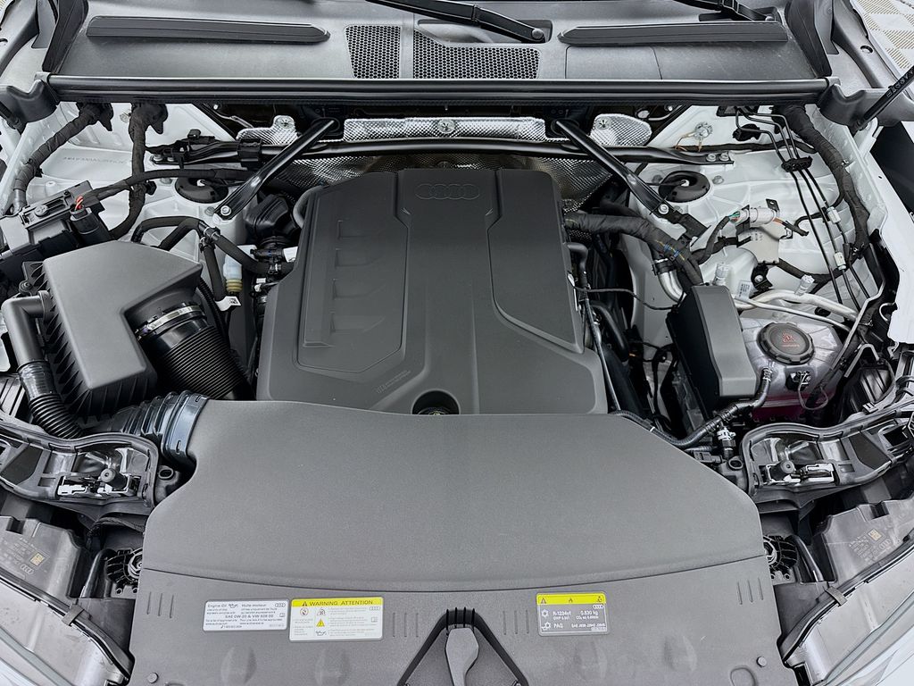 Thumbnail: 2025 Audi Q5 - 29