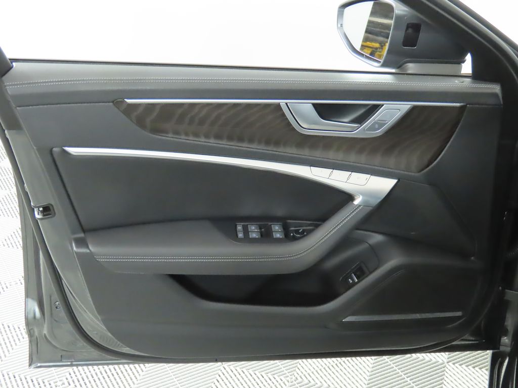 Thumbnail: 2022 Audi A6 - 28