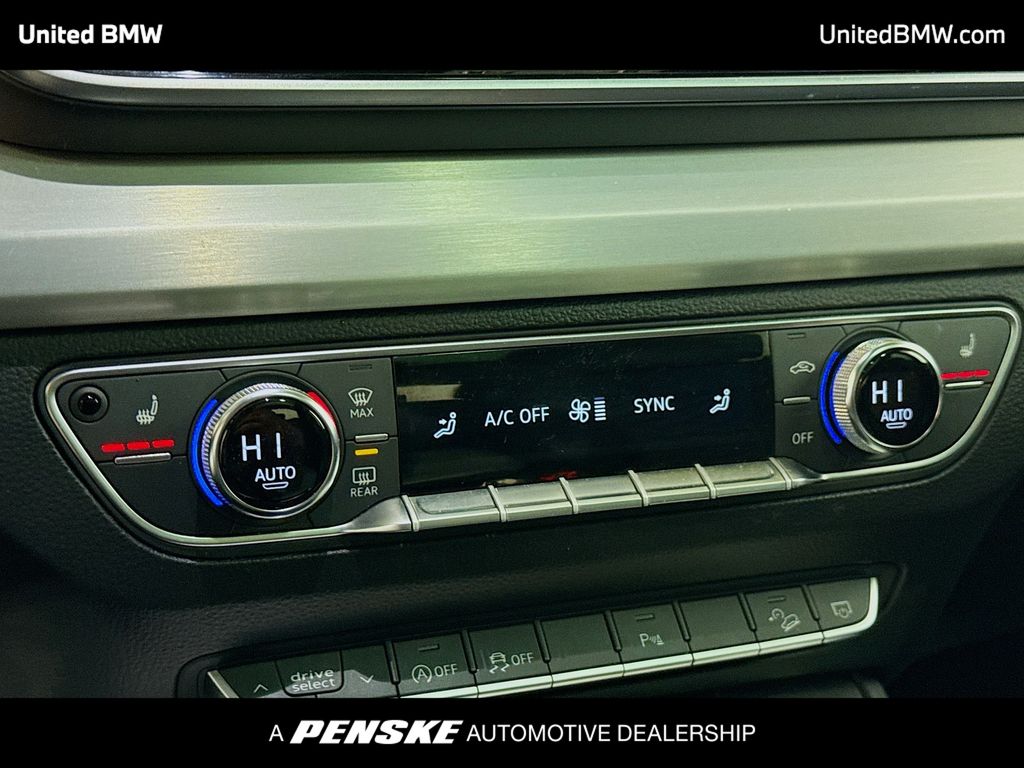 Thumbnail: 2021 Audi SQ5 - 10