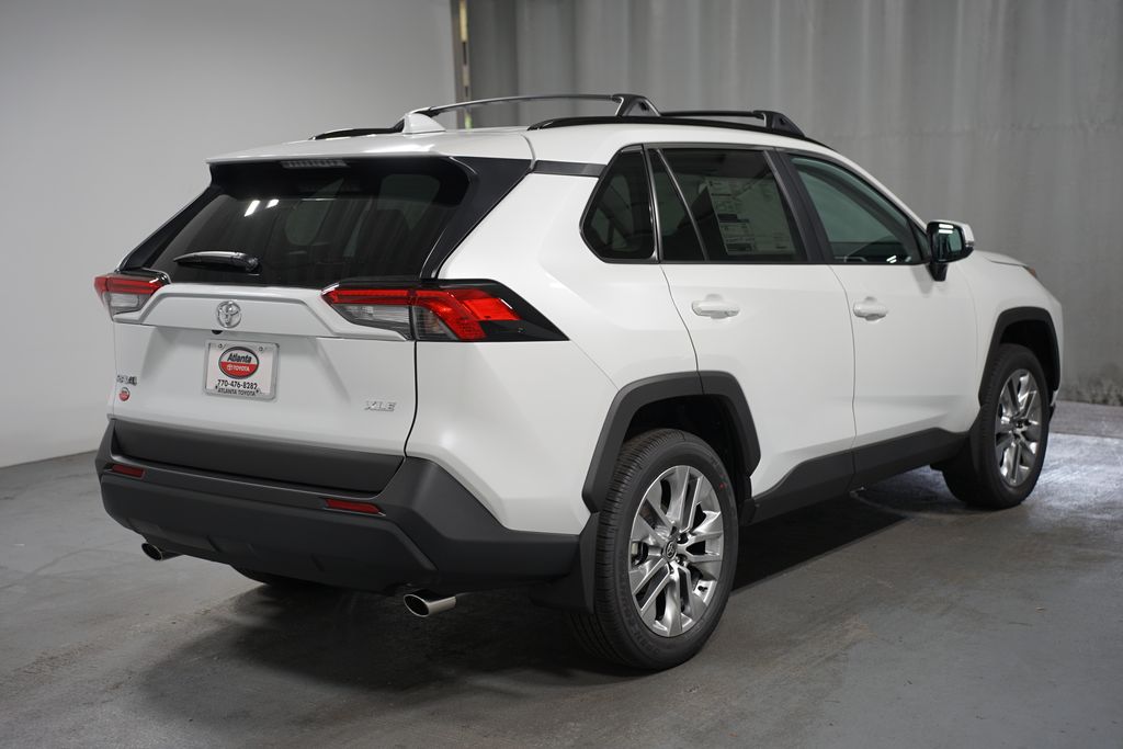 Thumbnail: 2025 Toyota RAV4 - 8