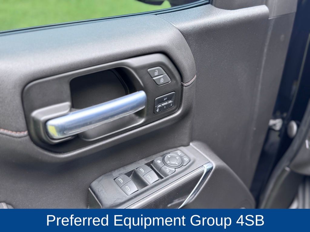 2022 GMC Sierra 1500 Limited AT4