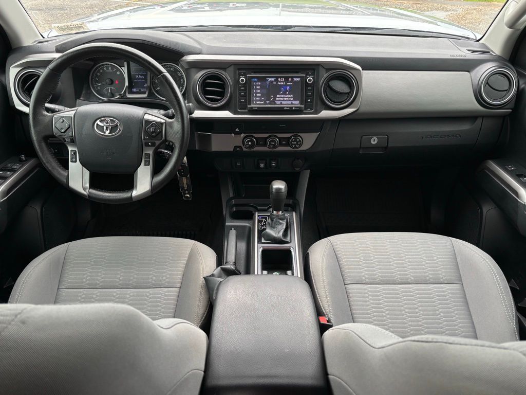 2019 Toyota Tacoma SR5 photo