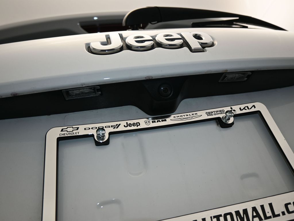 Used 2021 Bright White Clearcoat Jeep Limited image 38