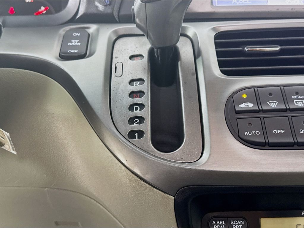 Used Car 2007 Honda Odyssey  Touring For Sale Under $10,000 In Austin, Texas