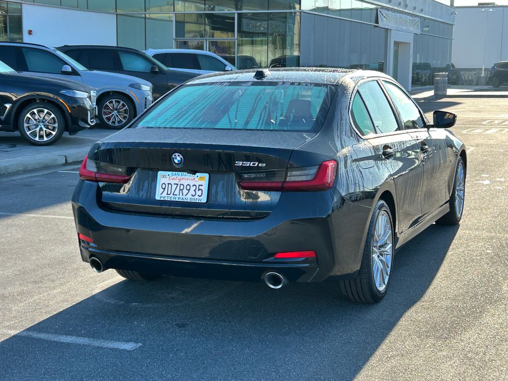 Thumbnail: 2023 BMW 3 Series - 5