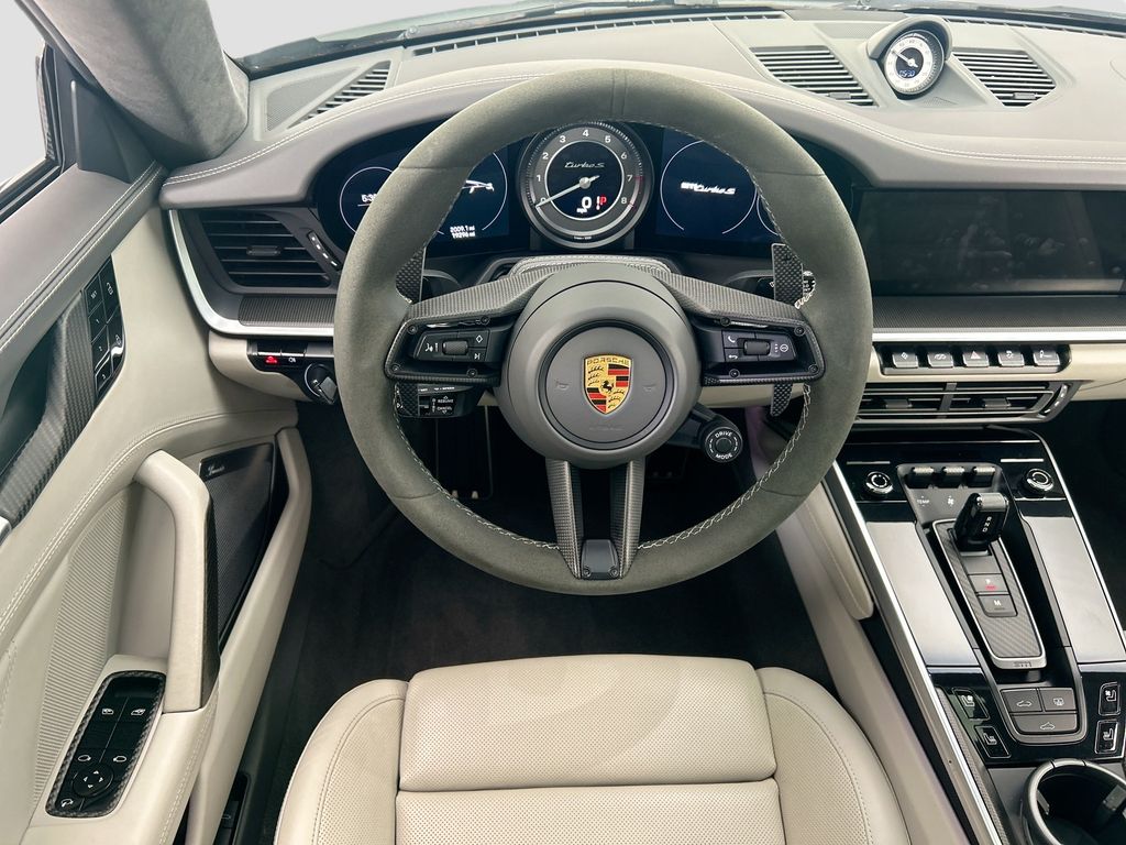 Thumbnail: 2021 Porsche 911 - 24