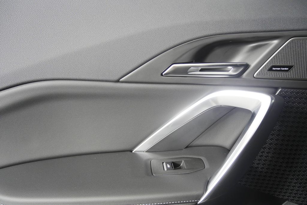 Thumbnail: 2026 BMW X1 - 13