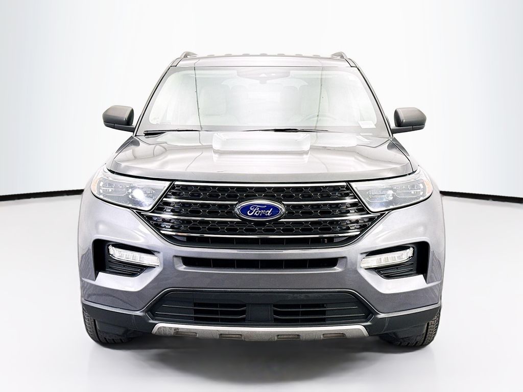 Thumbnail: 2022 Ford Explorer - 2
