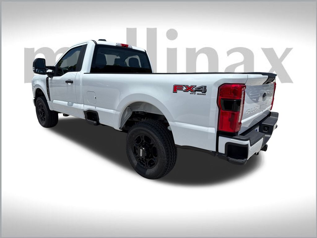 2025 Ford F-350 XL photo 3