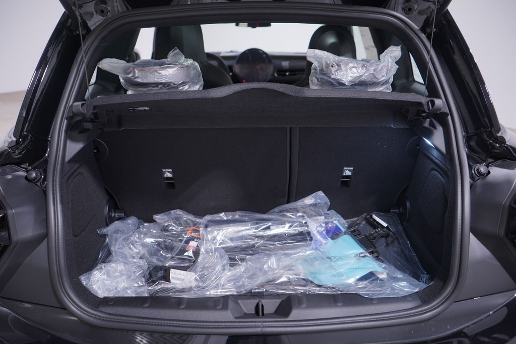 Thumbnail: 2026 MINI Cooper - 19