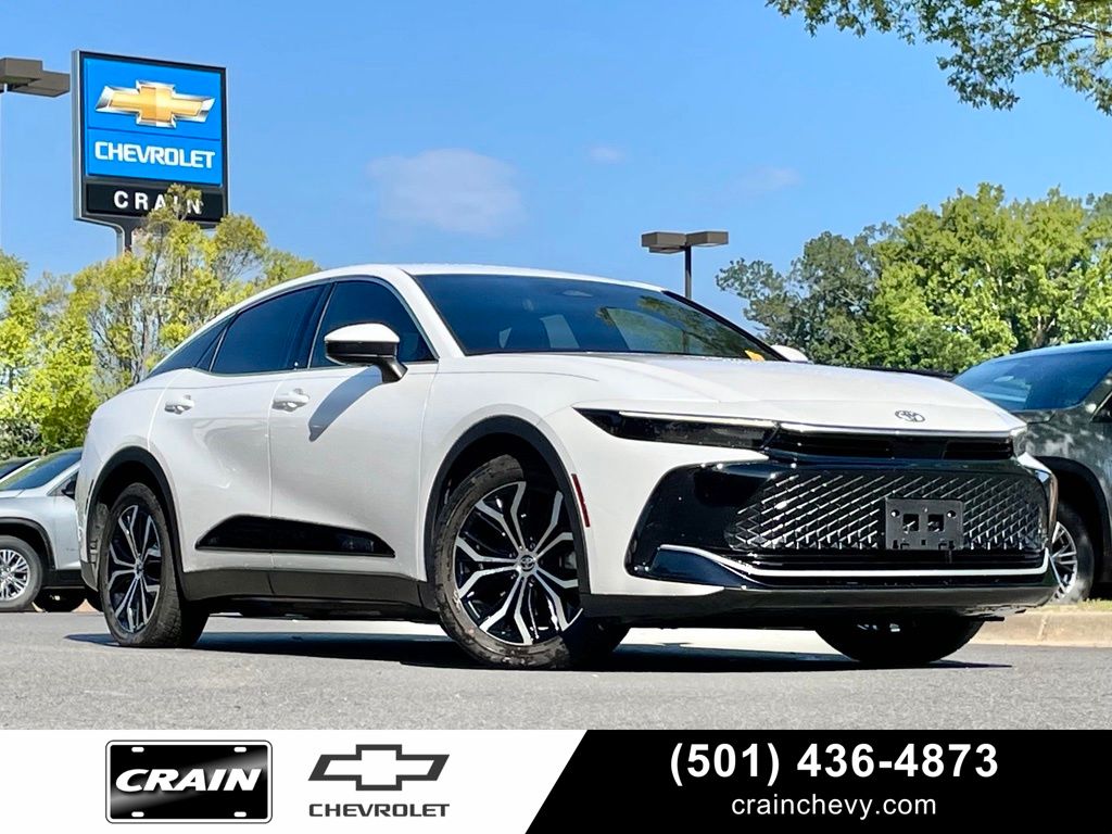2023 Toyota Crown XLE AWD
