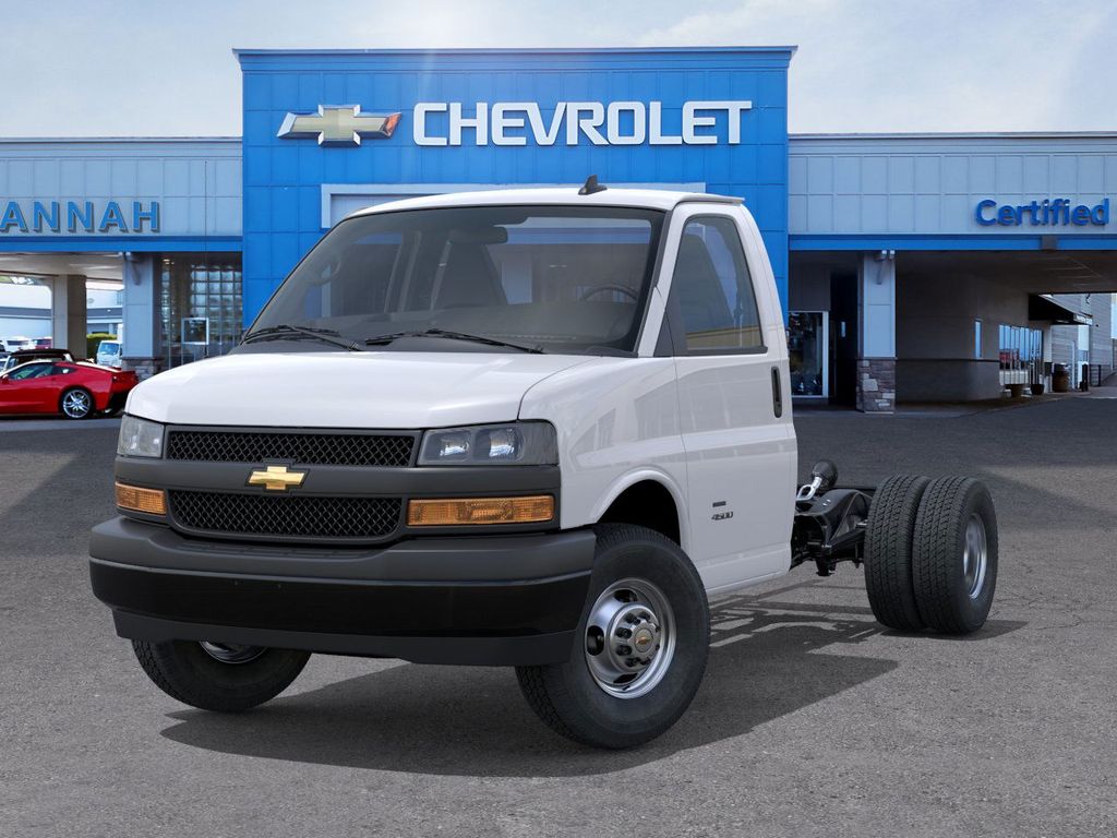 2025 Chevrolet Express 3500 Work Van