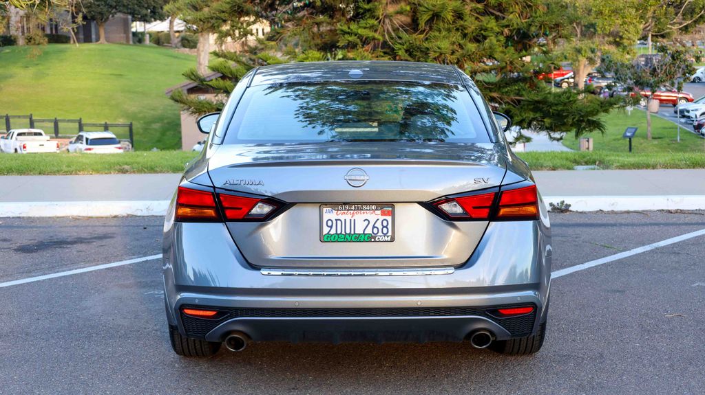 Used 2023 Nissan Altima 2.5 SV 4D Sedan