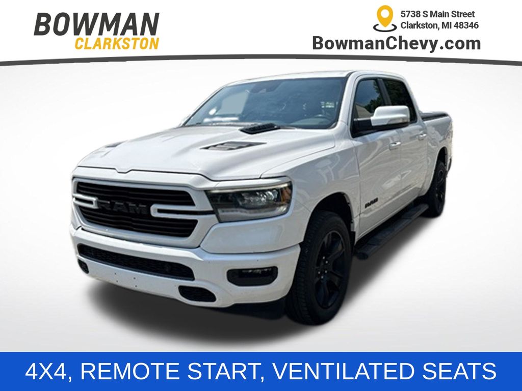Bright White Clearcoat 2022 RAM 1500 Pickup Truck Four-Wheel Drive 8-Speed Automatic
