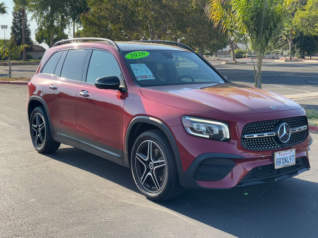 Thumbnail: 2020 Mercedes-Benz GLB - 3