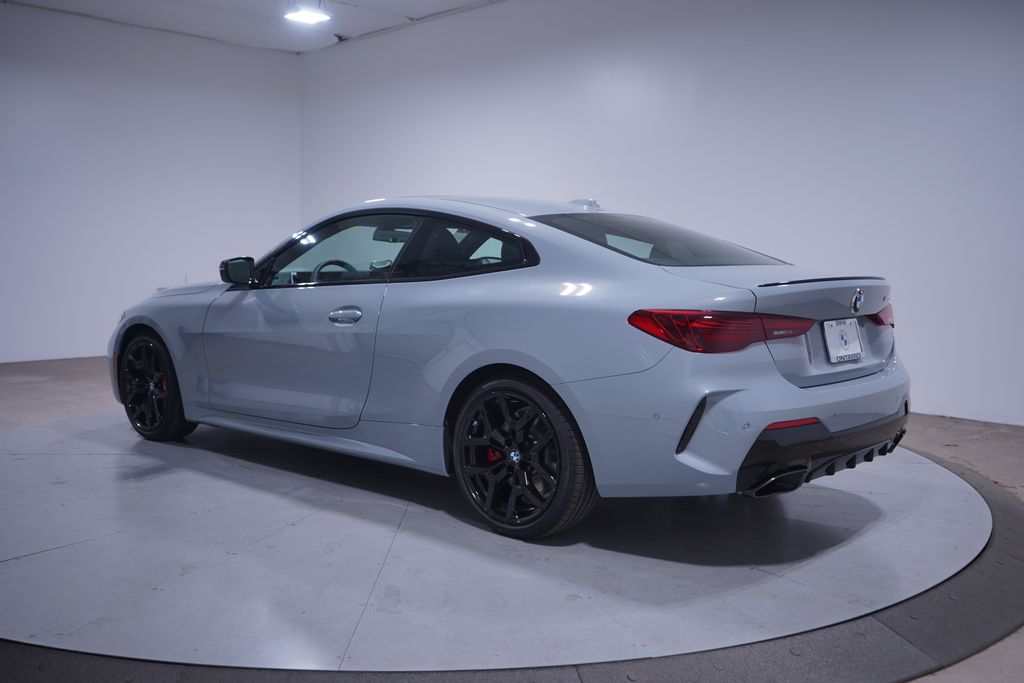Thumbnail: 2026 BMW 4 Series - 3